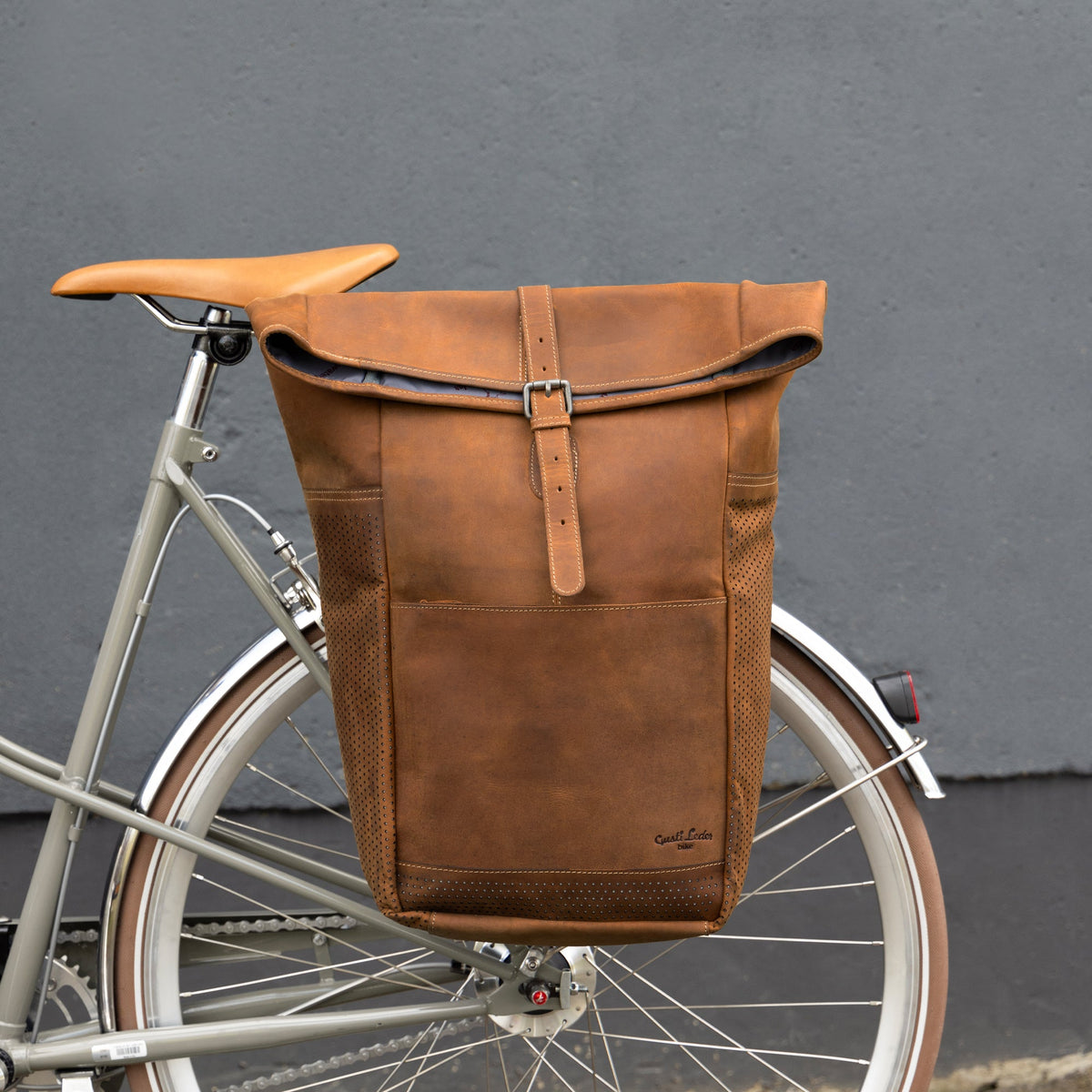 osprey 40l farview backpack Fairview 40 Black Brown Backpacks | lululemon Choose this Osprey rucksack blackfridayaccessories Color:Smokey Brown/Khaki Stone