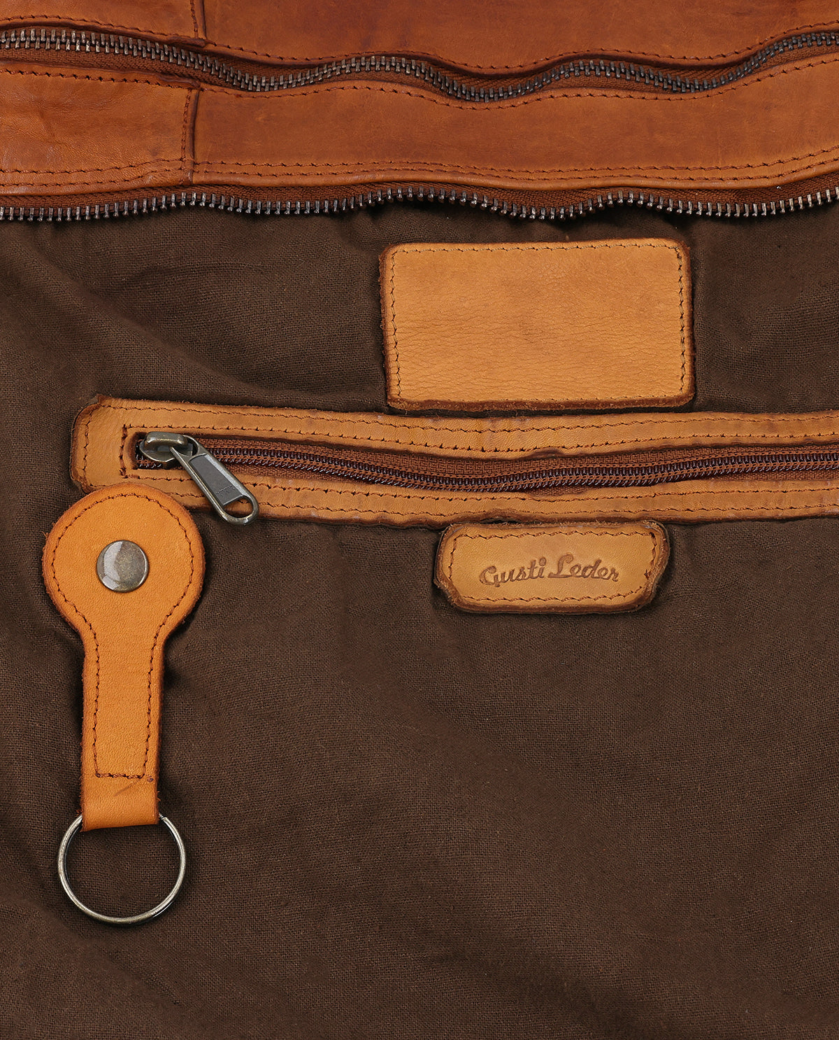 Oliver leather travel bag from Gusti Leather – Gusti Leder
