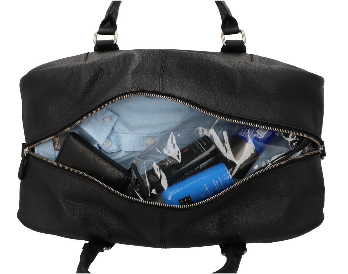 Leather travel bag 