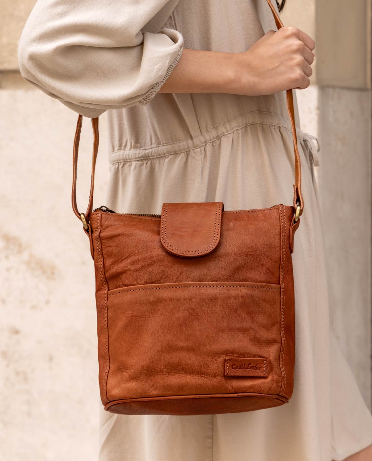 Shoulder bag 