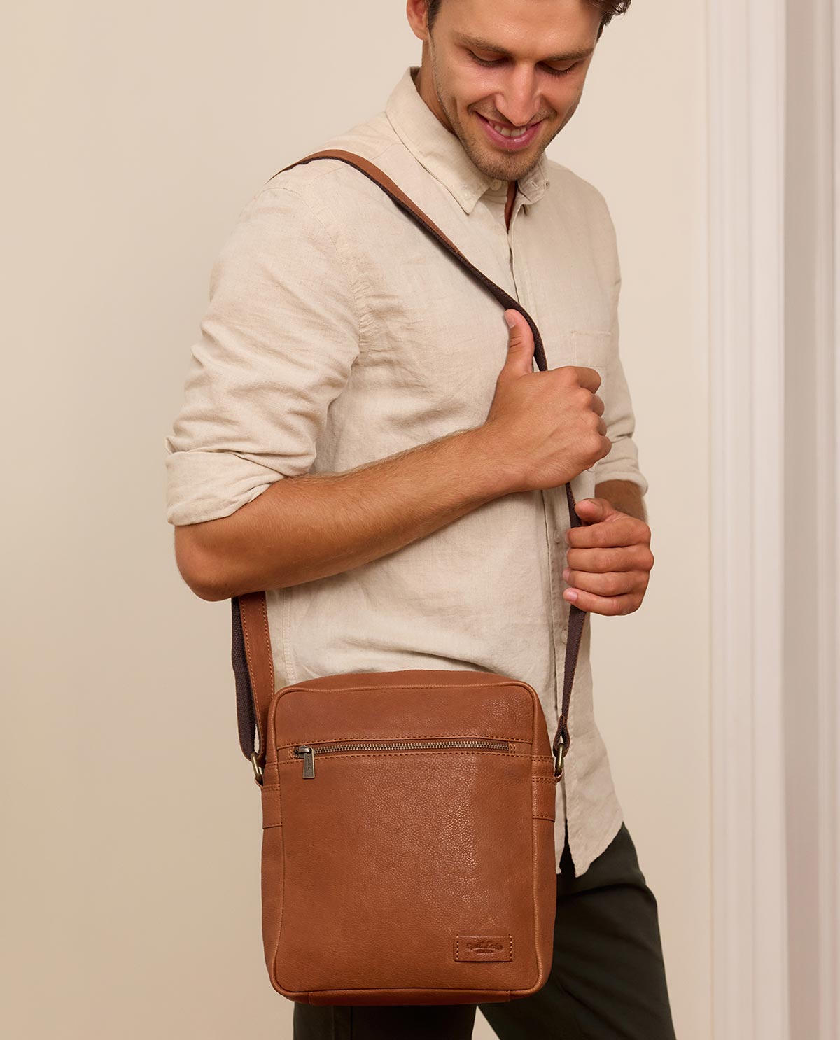 バッグ OUAT 25SS OFFICE BAG BROWN LEATHER Amazon.com: Brown | Vintage Messenger Bags For Office Use